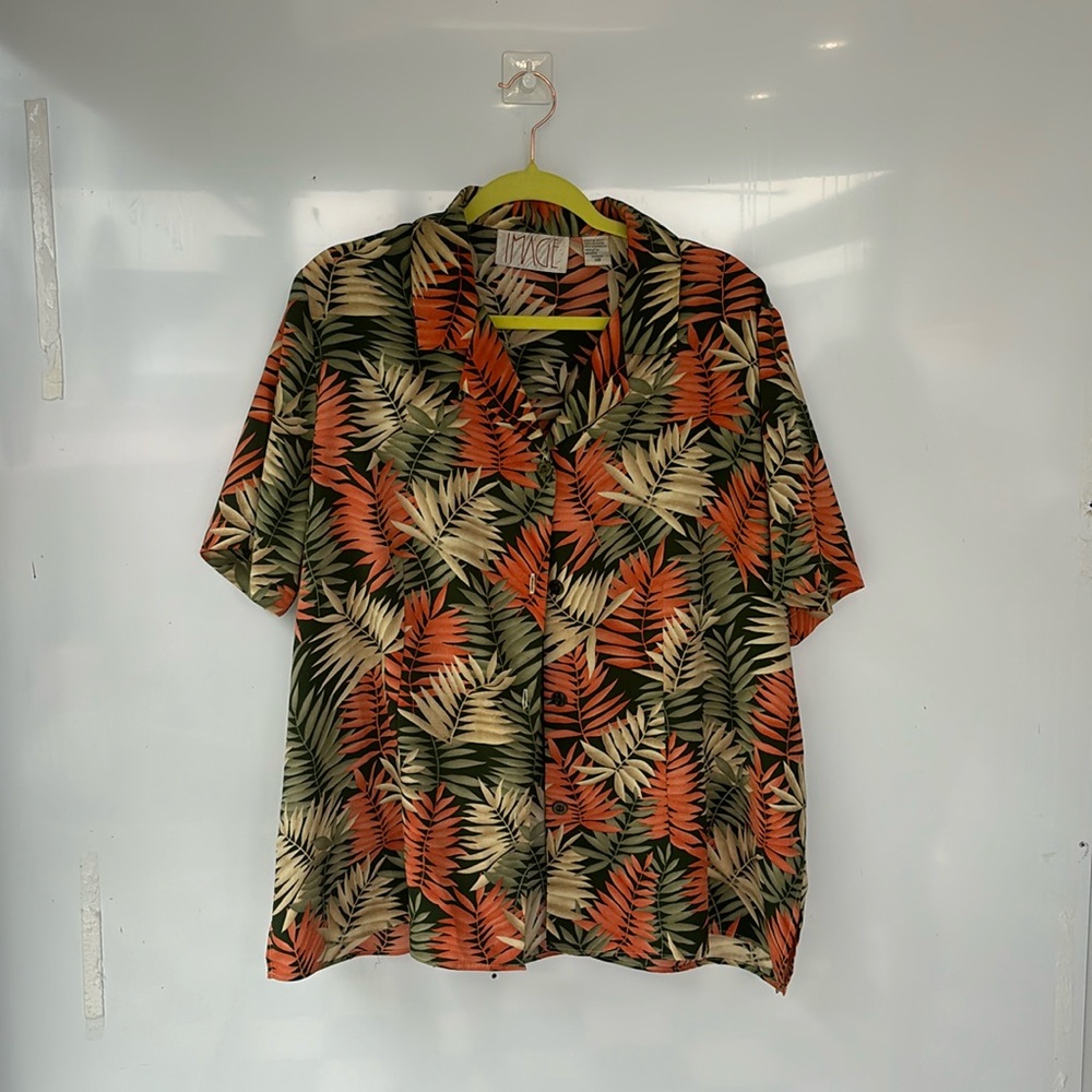 Vibrant vintage button up